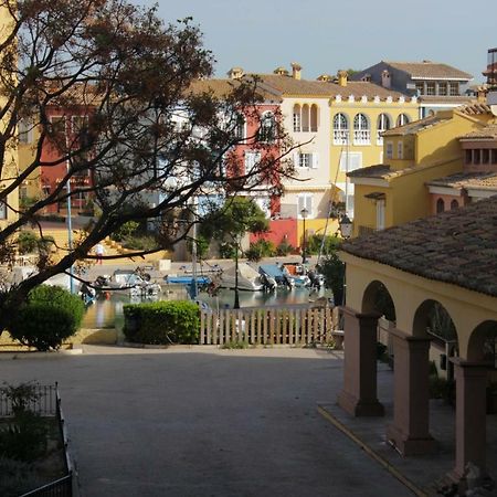 Apartment In Little Venice Порт Саплая Екстериор снимка