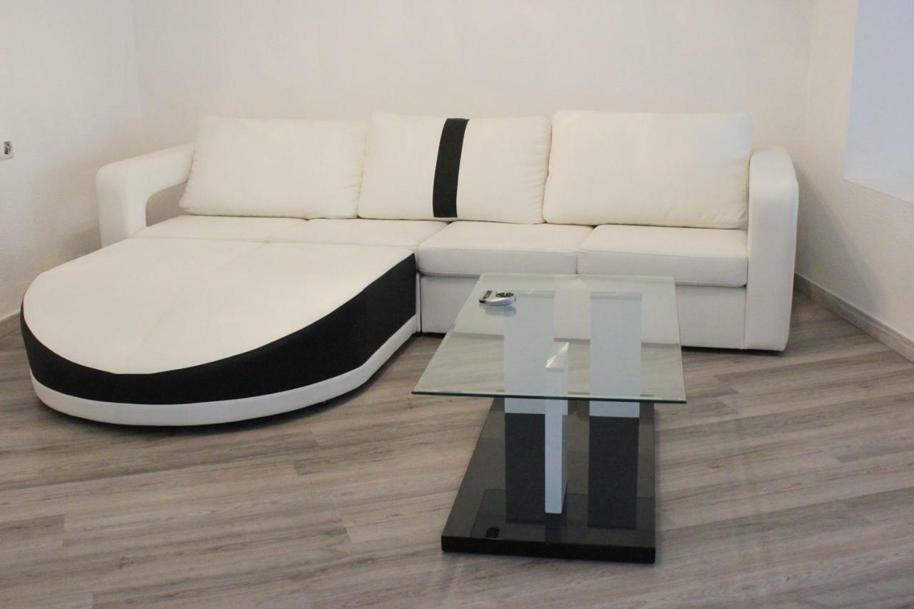 Apartment In Little Venice Порт Саплая Екстериор снимка