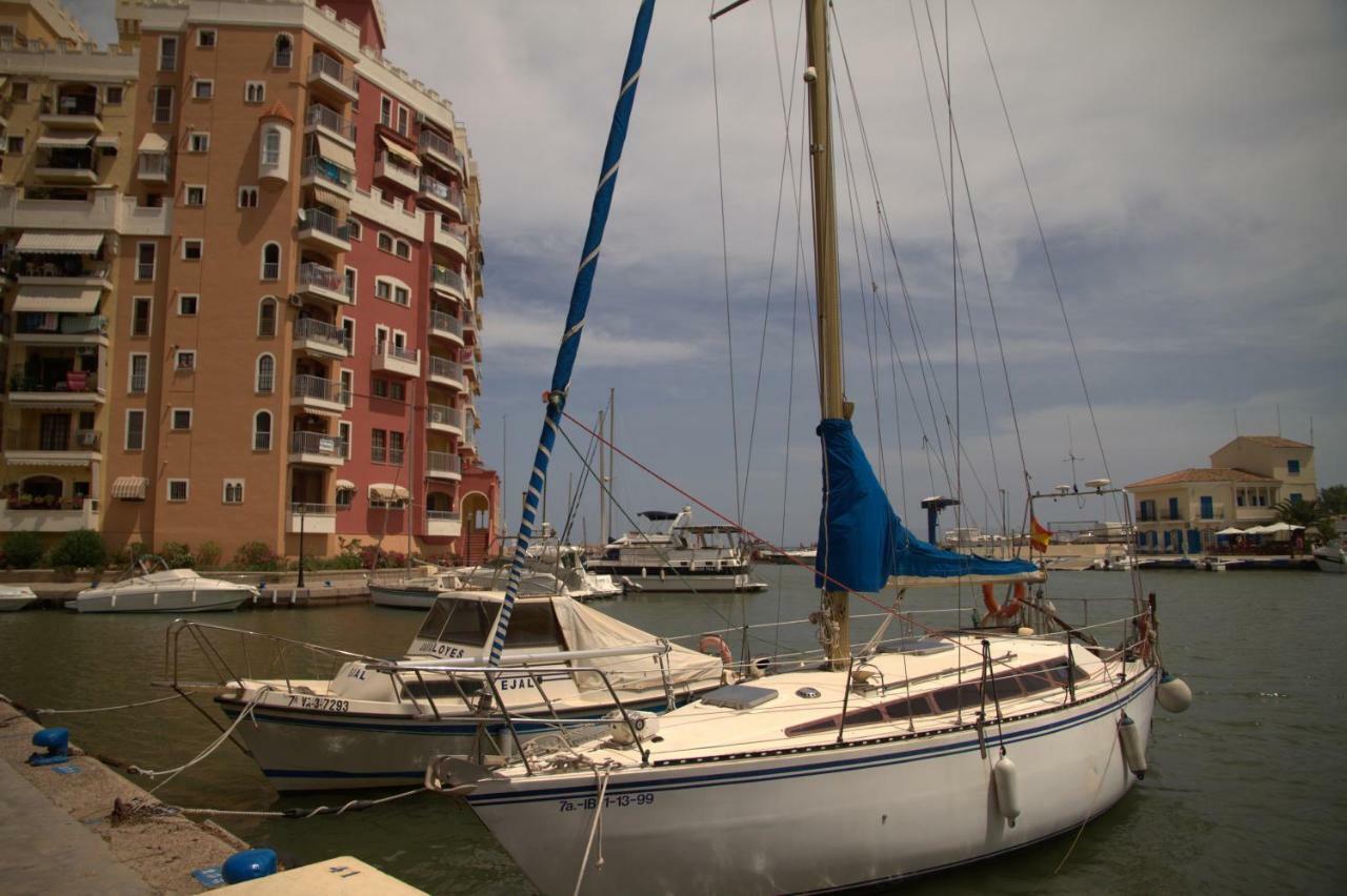 Apartment In Little Venice Порт Саплая Екстериор снимка